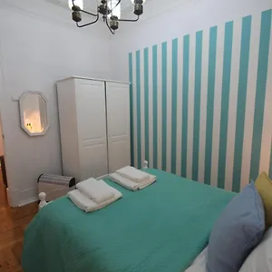 Nautic M1 R2 - Classy & Cozy Double With Shared Bathroom In Marques Pombal Portugal