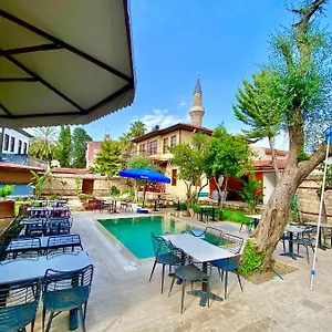 Old Town Famous Aparts Appartement