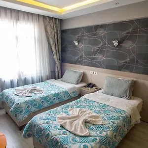 Hotel Fly, Istanbul